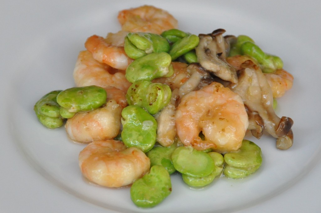 蚕豆蝦仁 (フレッシュそら豆と海老のあっさり塩炒め)